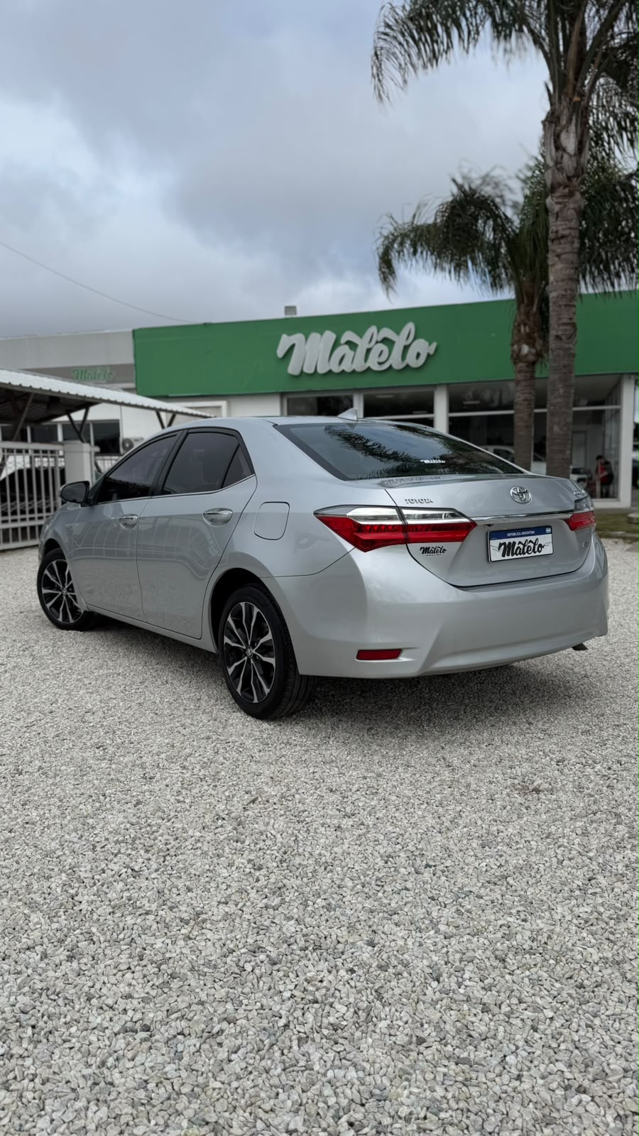 TOYOTA - COROLLA  SEG. 1.8  - AUTOMÁTICA  - 2018